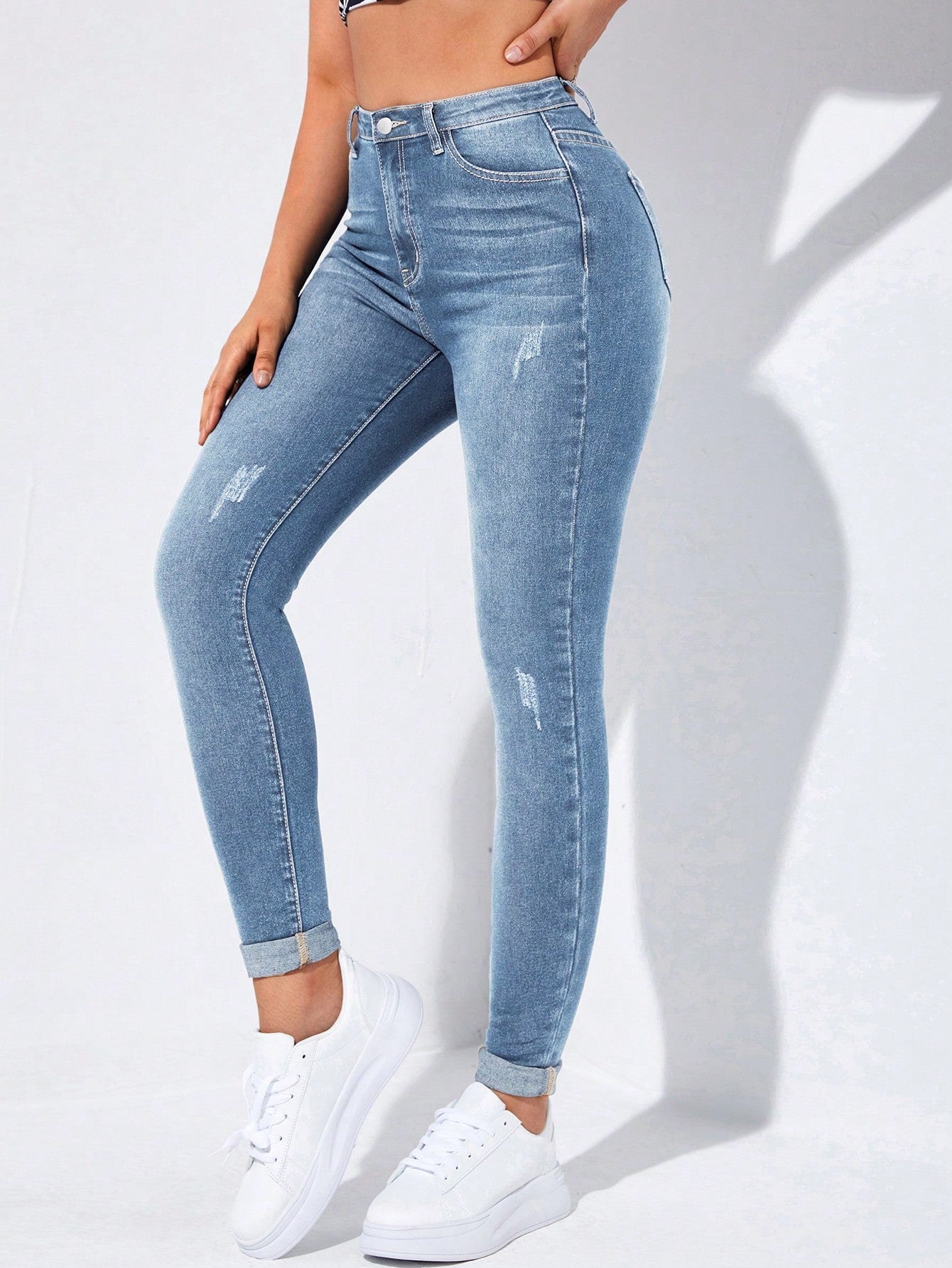 EZwear High-Waisted Button-Embellished Skinny Stretch Distressed Y2K Jeans