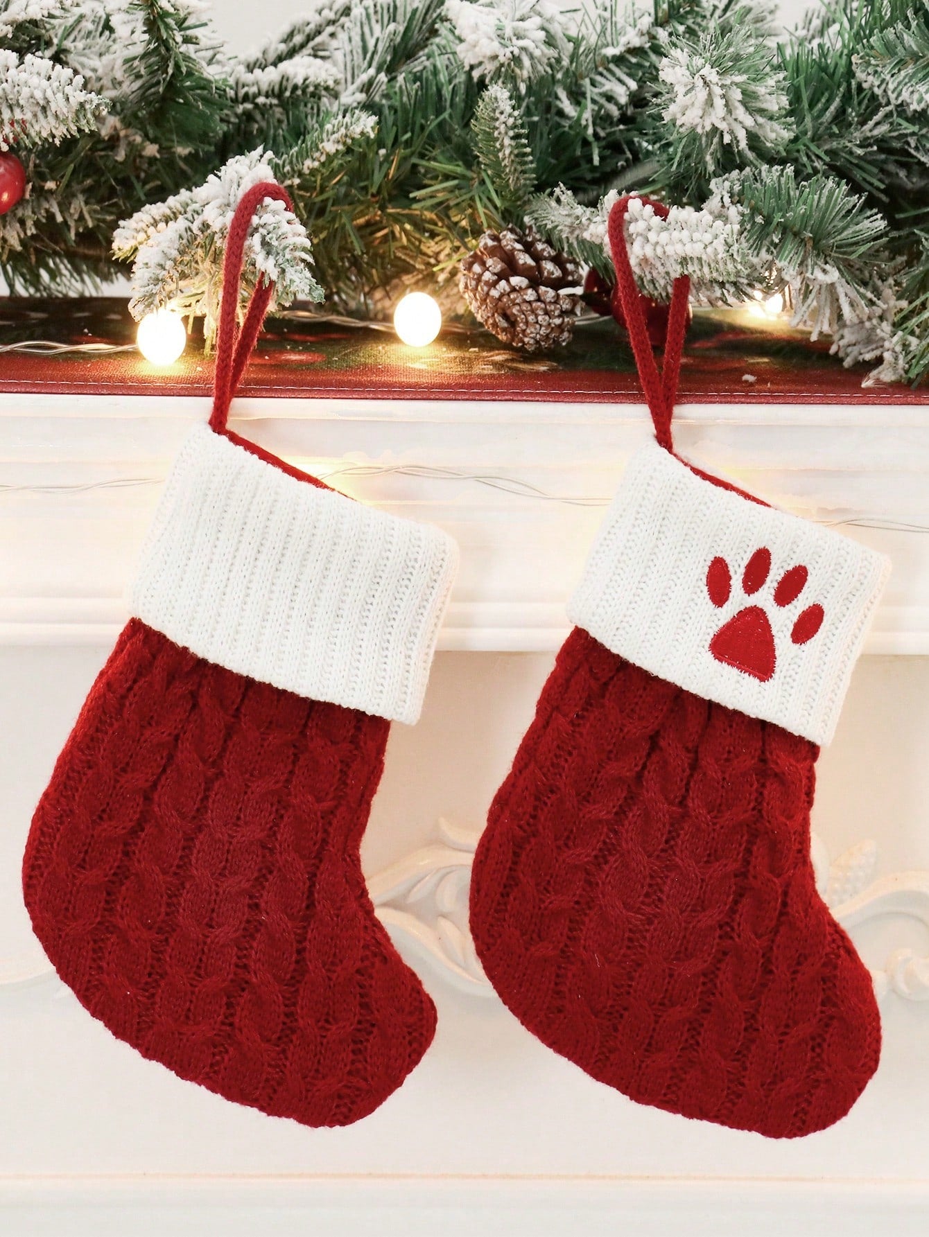 1pc 5.5*7.1inch Red Christmas Stockings With Claw Pattern On It, Christmas Decorations For Family Holiday Home Room Christmas Party Christmas Tree Decorations, Christmas Gift Wrapping Supplies, Xmas Hanging Ornaments,Christmas