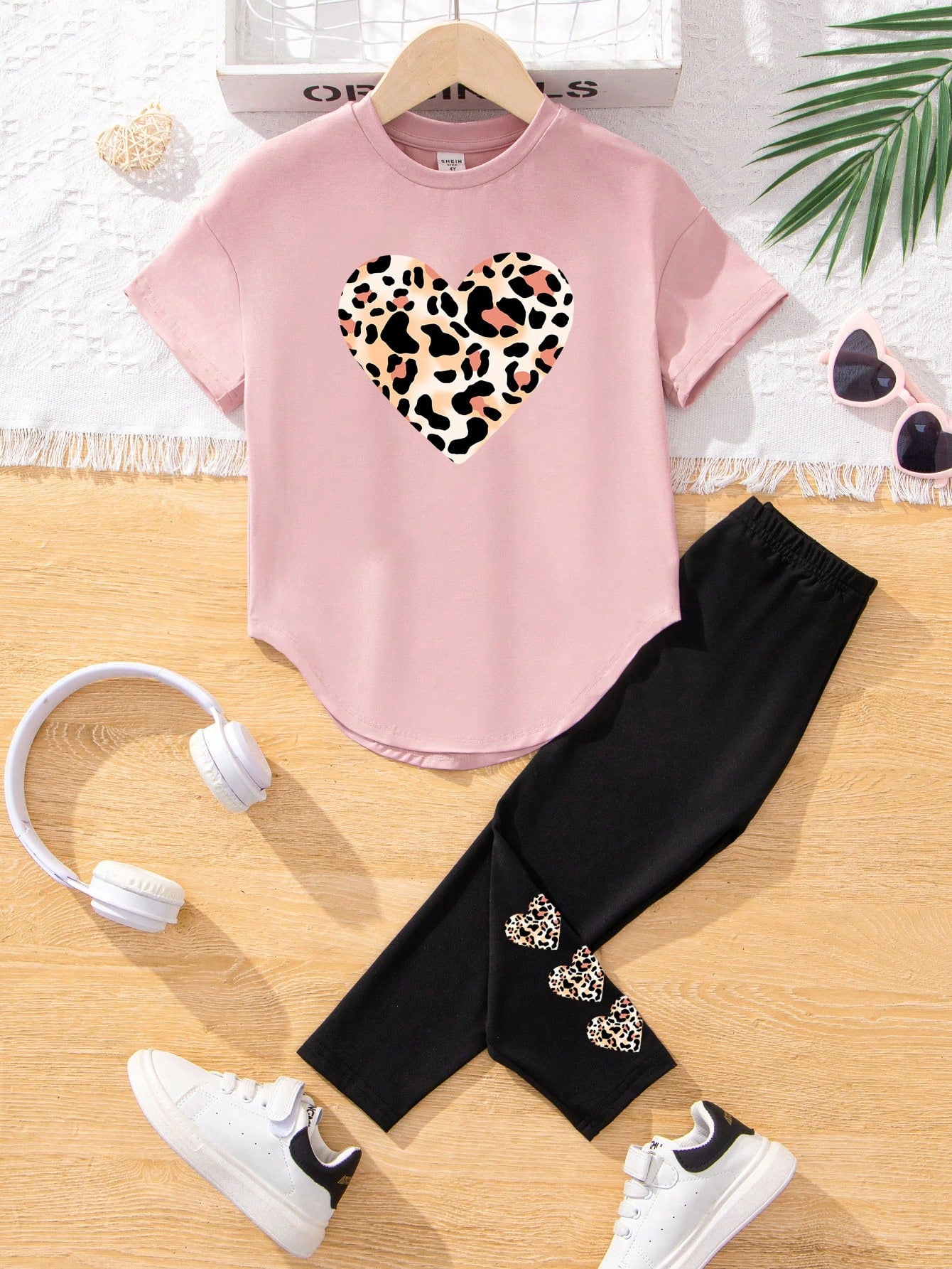 2pcs Set Tween Girls Casual Leopard Print Heart Graphic T-Shirt And Pants, Summer