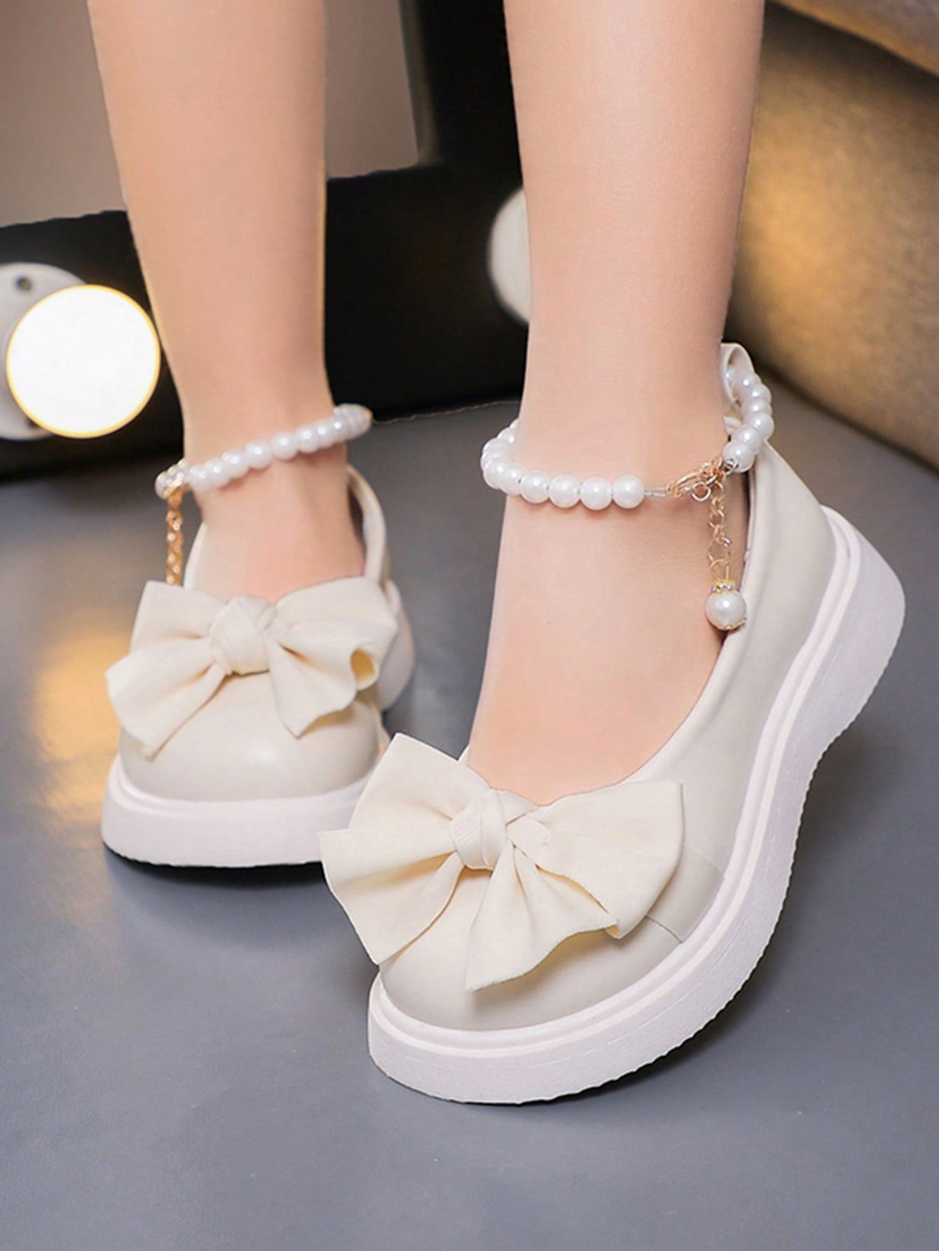 1 Pair Cute And Elegant Girls Pearl-Accent Flat Shoes For Daily, Party And Holiday Wear