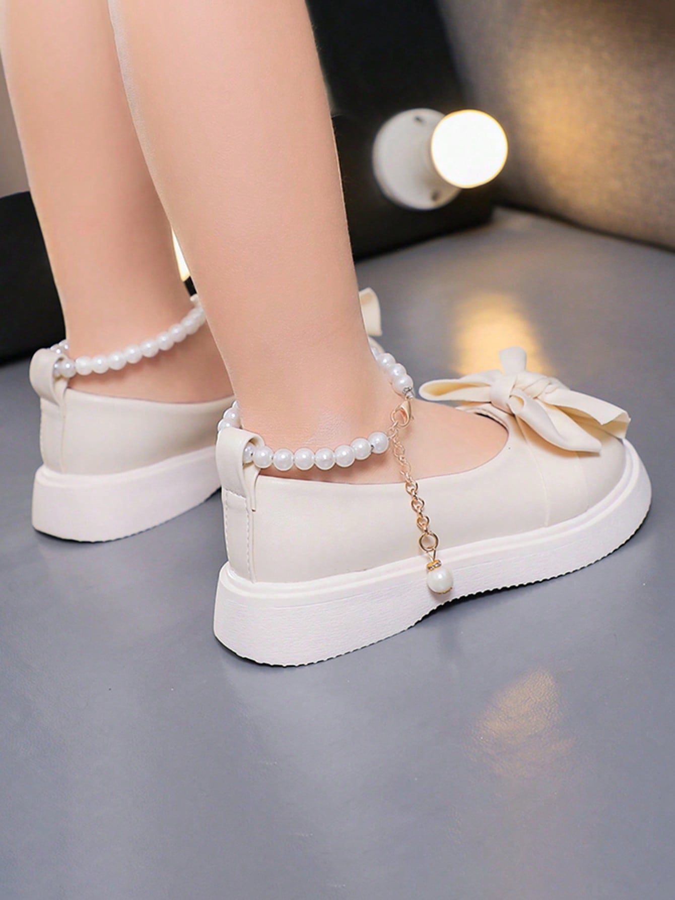 1 Pair Cute And Elegant Girls Pearl-Accent Flat Shoes For Daily, Party And Holiday Wear