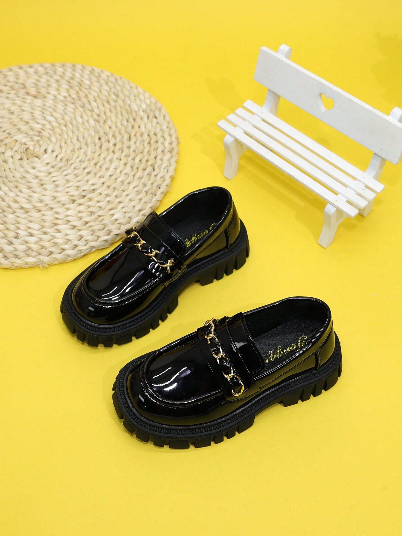 New Thick Sole Girls Casual Leather Loafers, Anti-Slip British Style Black Color Children Platform Shoes, Princess Glossy Flat Oxfords For Girls