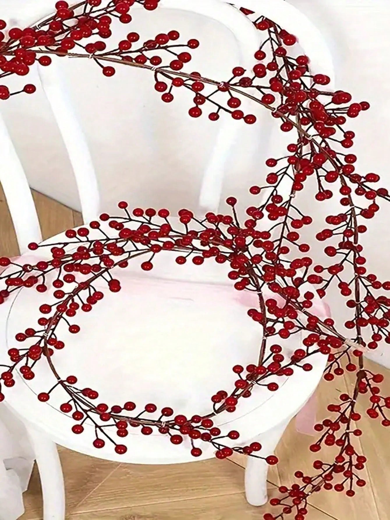 1pc Red Berry Garland Christmas Decoration, Artificial Cranberry Vine - Plastic Holly Hanging Decor, Suitable For Home, Wedding, Christmas - Versatile Artificial Berry Wreath, For Table, New Year Celebration, Engagement Party Decoration