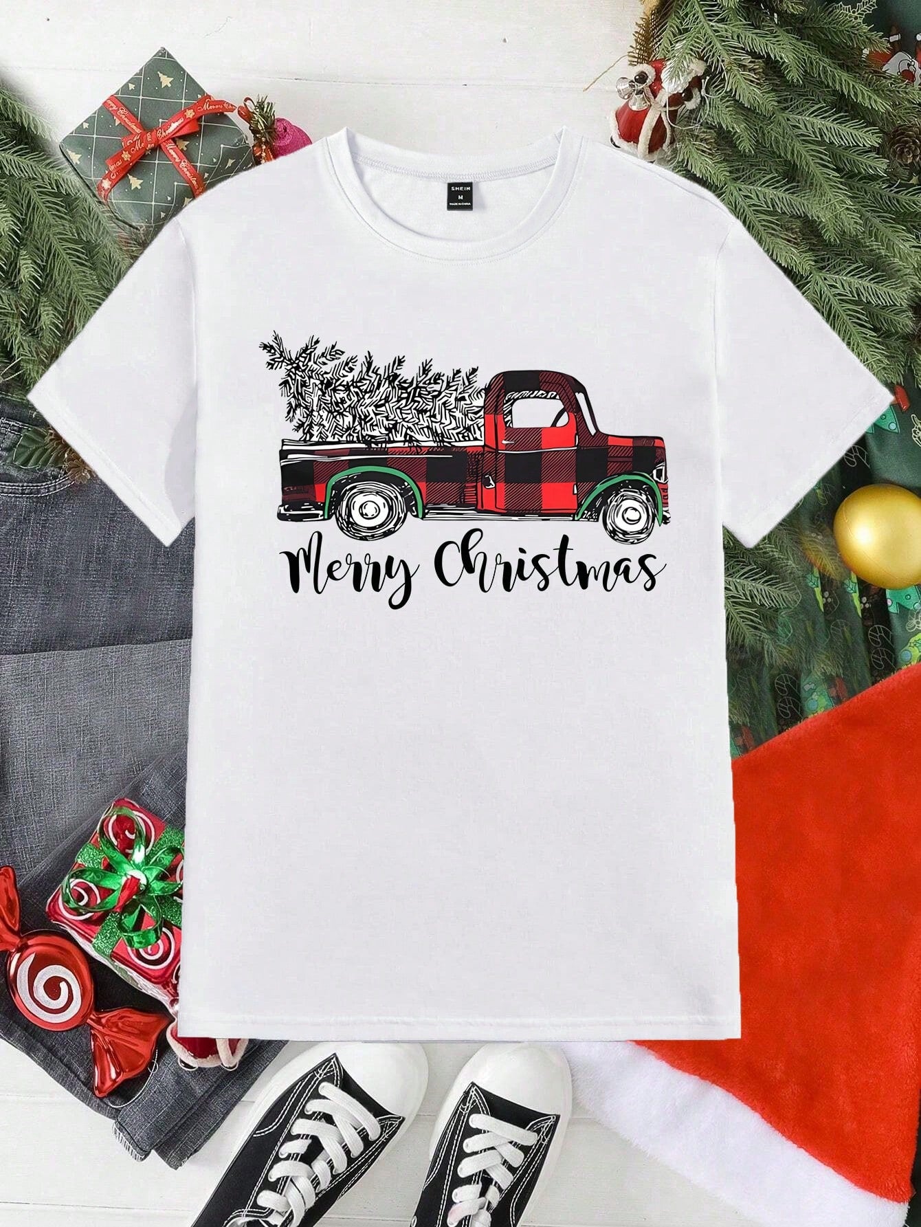 Manfinity 1pc Men's Casual Christmas Tree Truck Graphic Print Round Neck Short Sleeve T-Shirt, Suitable For Christmas Party