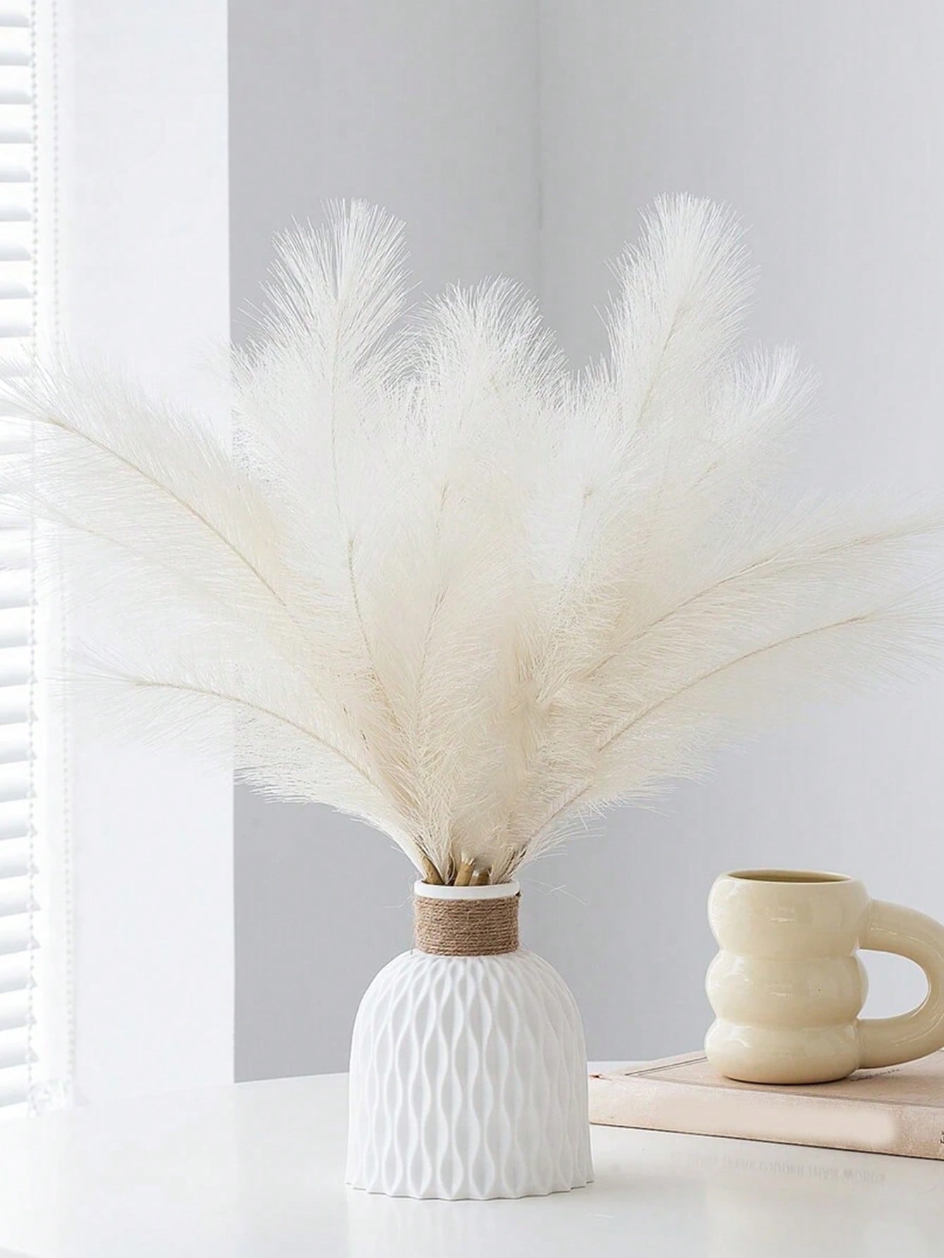 20pcs/10pcs Artificial Reed Grass Boho Christmas Decor Faux Pampas Grass Large Tall Fluffy Artificial Fake Flower Bulrush Reed Grass For Vase Filler Farmhouse Home Kitchen Bohemian Decoration, Room, Wedding Party Decor (White), Christmas Decoration