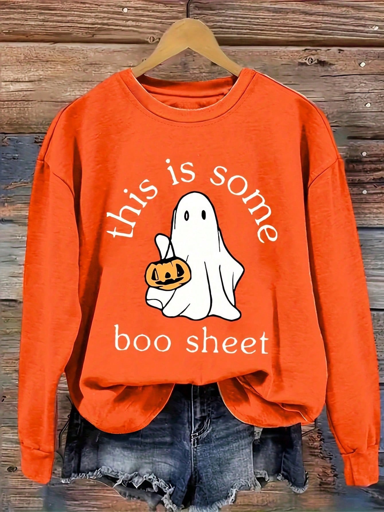 LUNE Plus Size Relaxed Fit Crew Neck Sweatshirt With Pumpkin Ghost