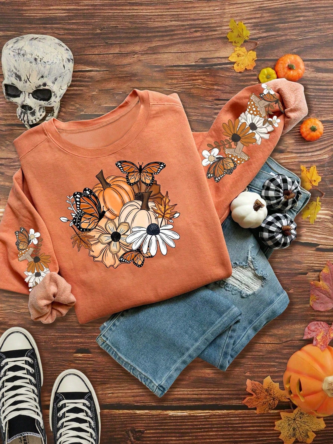 EZwear Halloween Pumpkin Maple Leaf Butterfly Mix Printed Plus Size Round Neck Sweatshirt