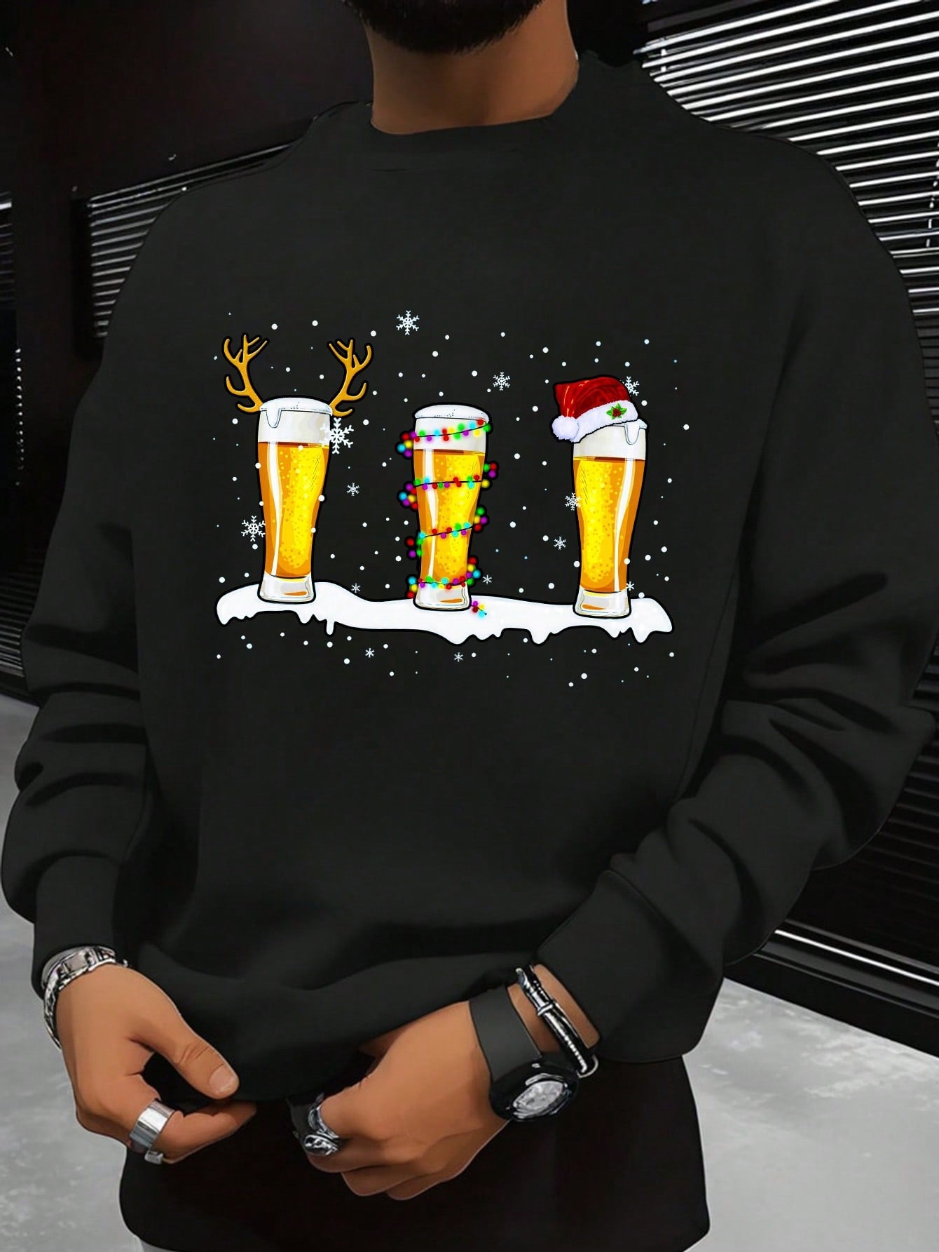 Men's Casual Fashion Christmas Element Cartoon Beer Mug, Snowflake, Cute Deer Horn, Snowman, Santa Hat Print Basic Crew Neck Sweatshirt