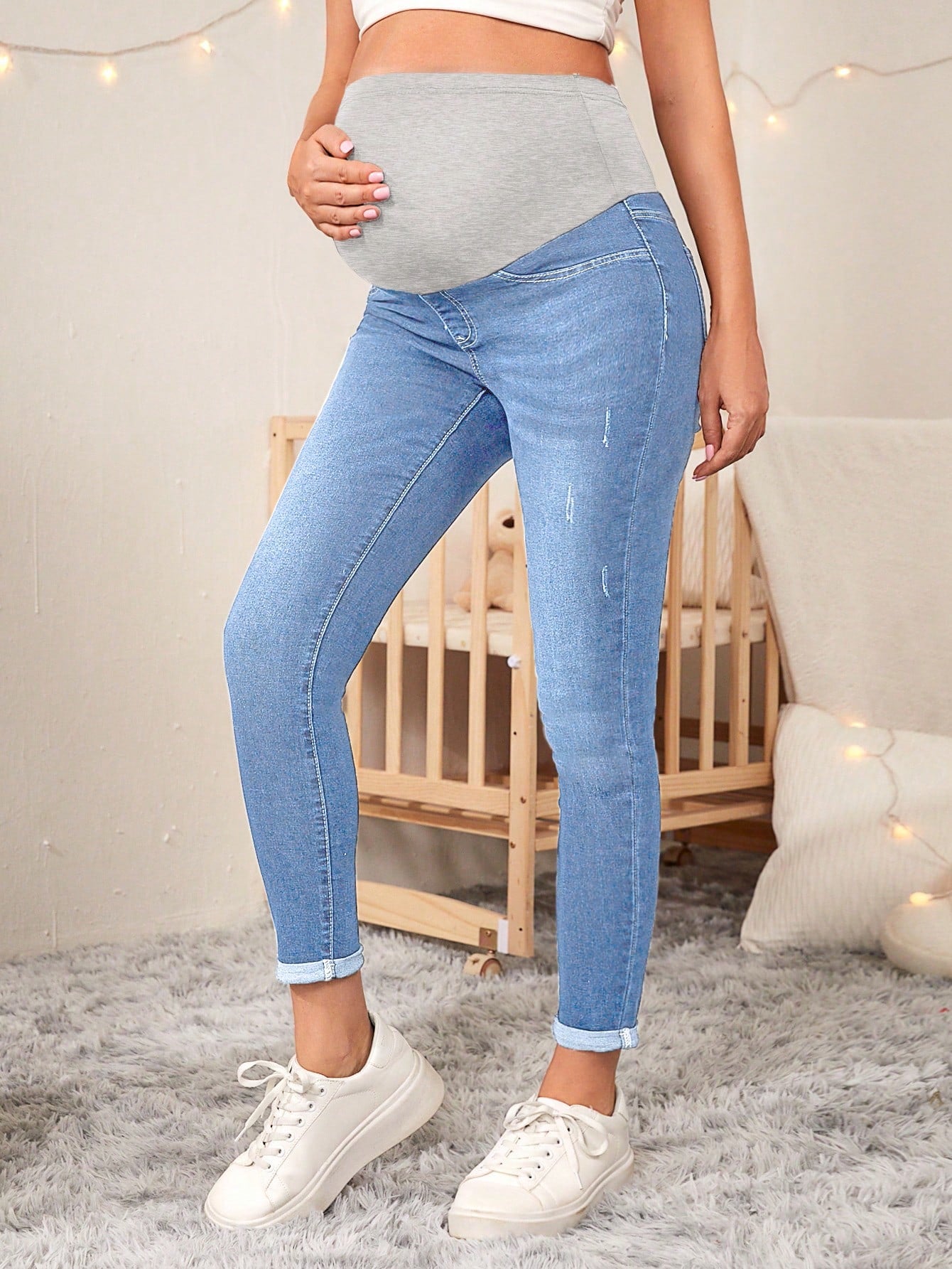 Maternity High Waist Ripped Skinny Jeans