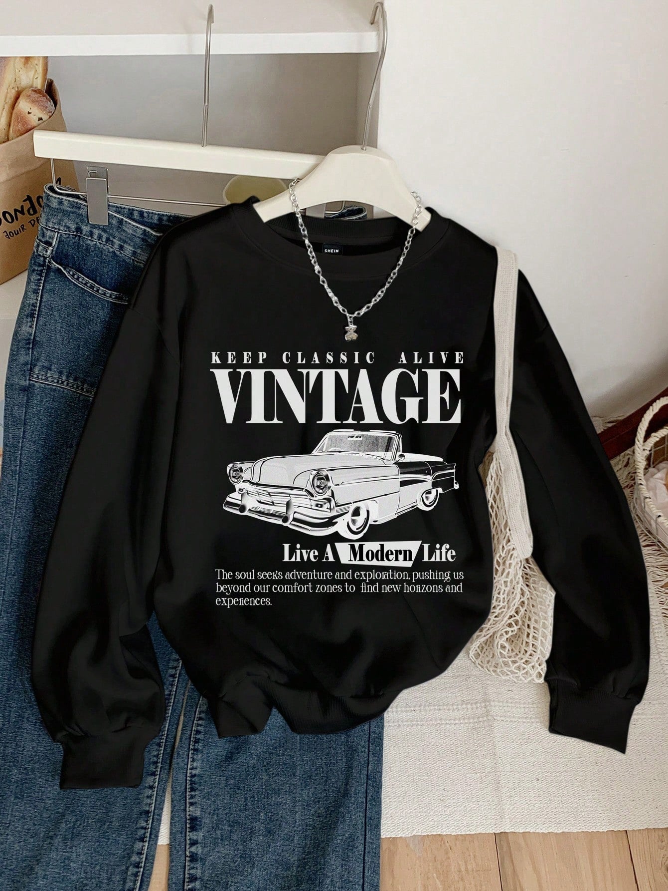 EZwear Vintage Car Print Hoodie Casual Loose Fit Sweatshirt For Women, Autumn Winter,Long Sleeve Tops