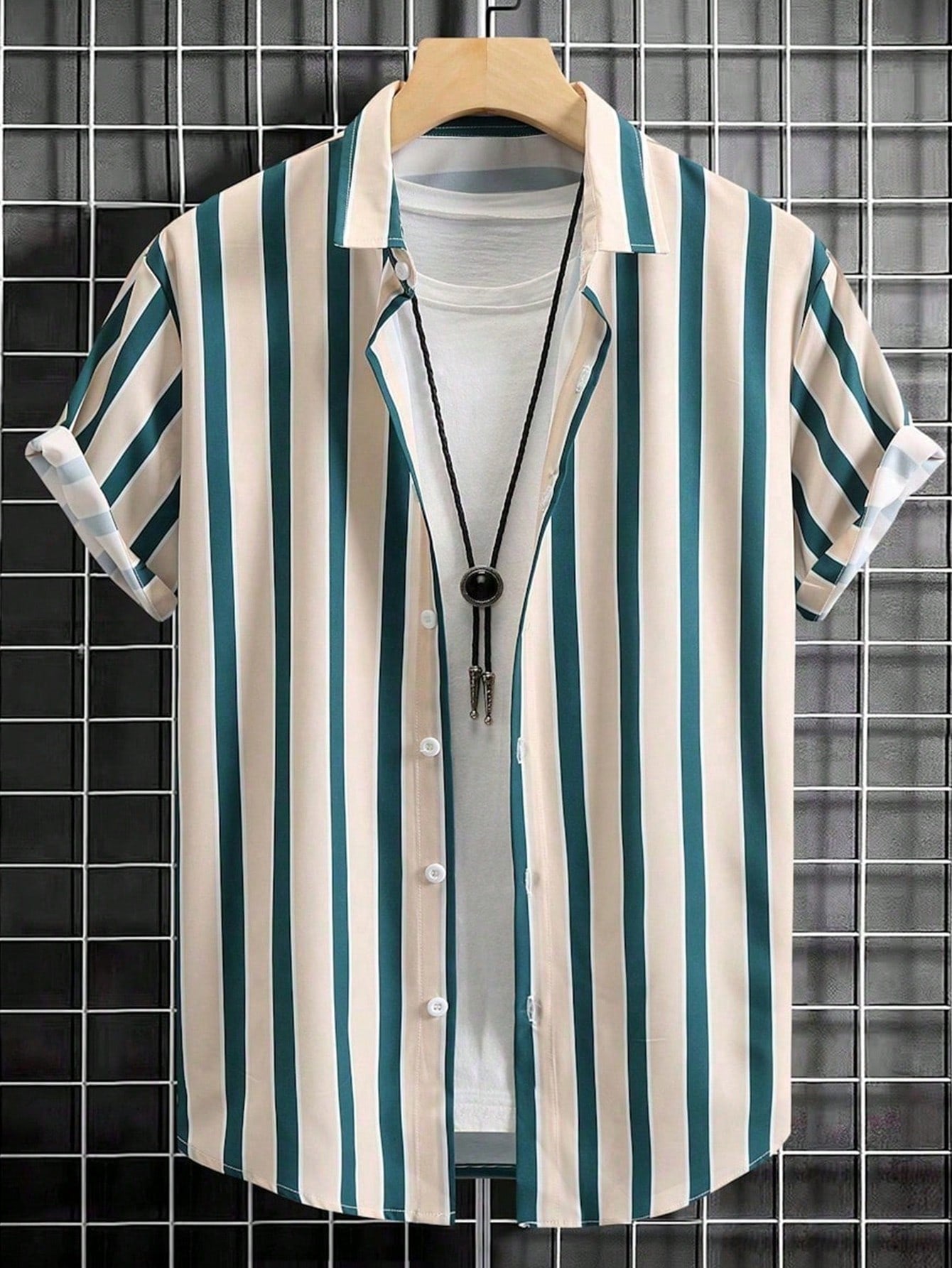 Manfinity Hypemode Men Striped Print Shirt Without Tee, Short Sleeve Button Up Color Block Vacation Casual Shirt For Boyfriend Gift