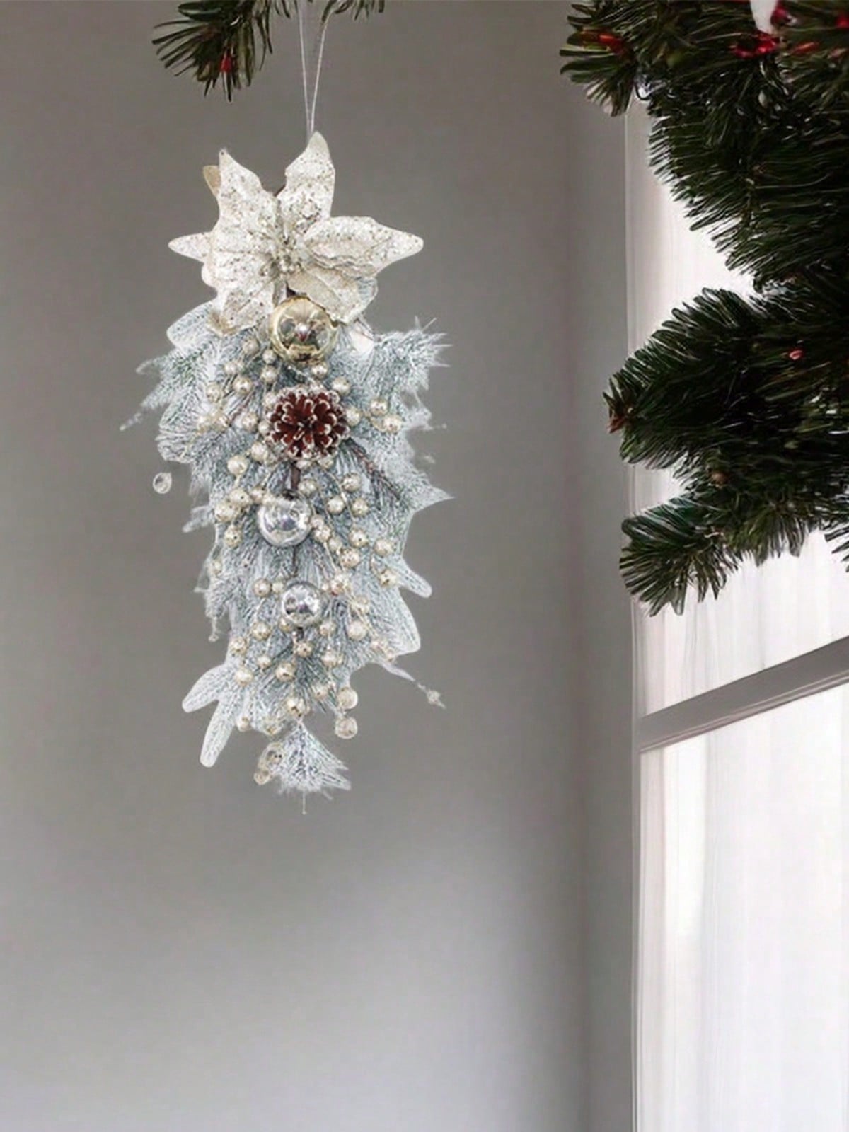 1Pc Christmas Garland, Front Door Wreath Silver Christmas Garland With Silver Leaves, Flowers, Ball Ornaments, Pine Cones And Berries For Door Stairs Mantle Christmas Decoration