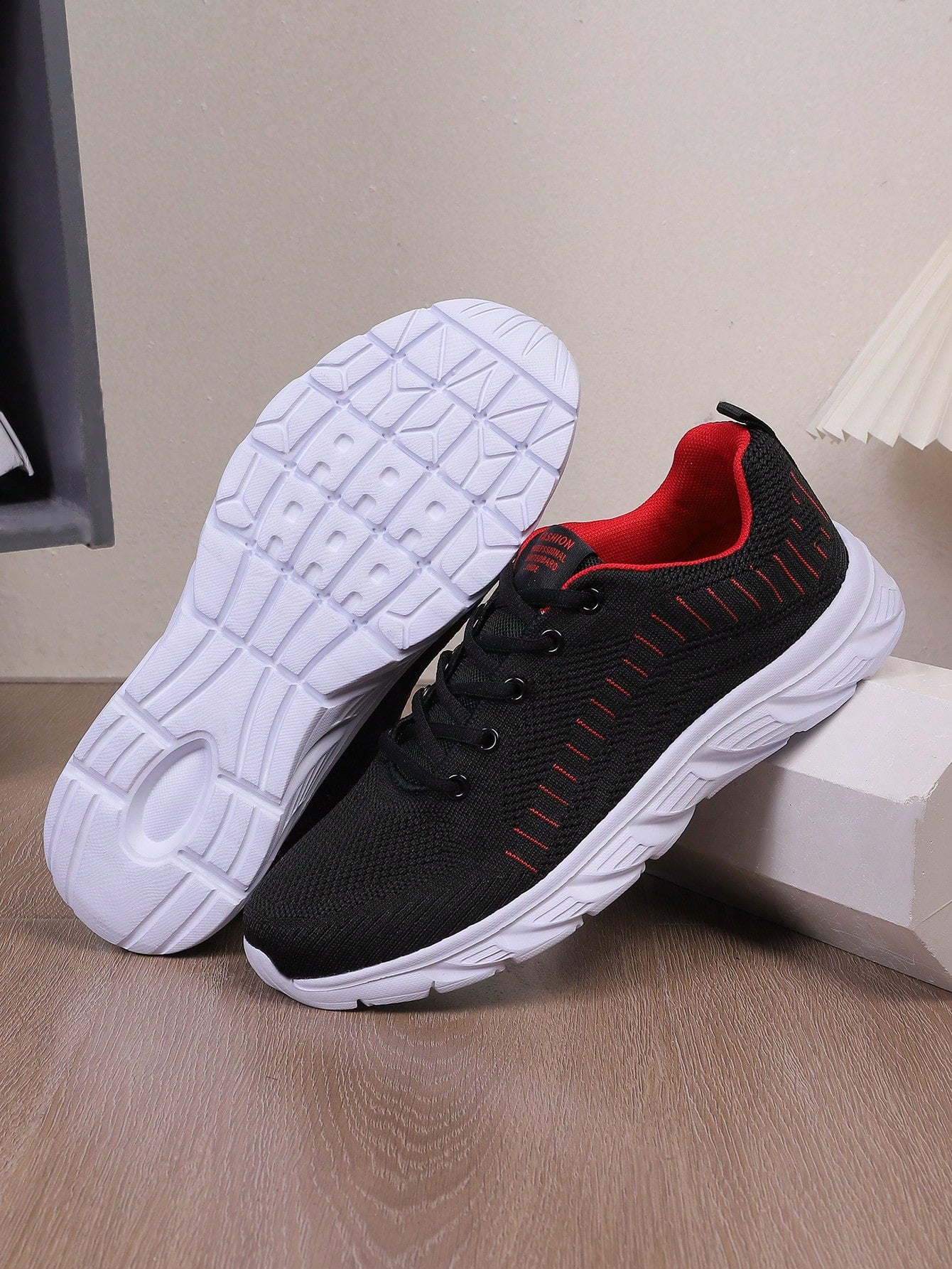 Plus Size Men's Casual Lightweight Sneakers, 4 Colors, Low Top Lace-Up Fashion Versatile Trendy Shoes