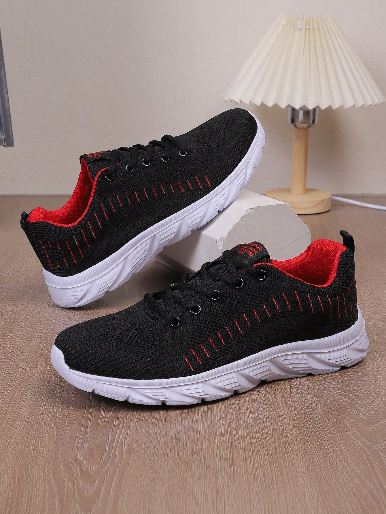 Plus Size Men's Casual Lightweight Sneakers, 4 Colors, Low Top Lace-Up Fashion Versatile Trendy Shoes