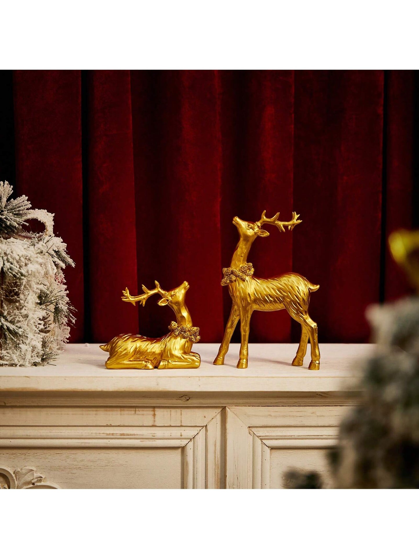 2pcs Christmas Deer Decor, Cute Desk Ornament Resin Statue Home Decor Party Present