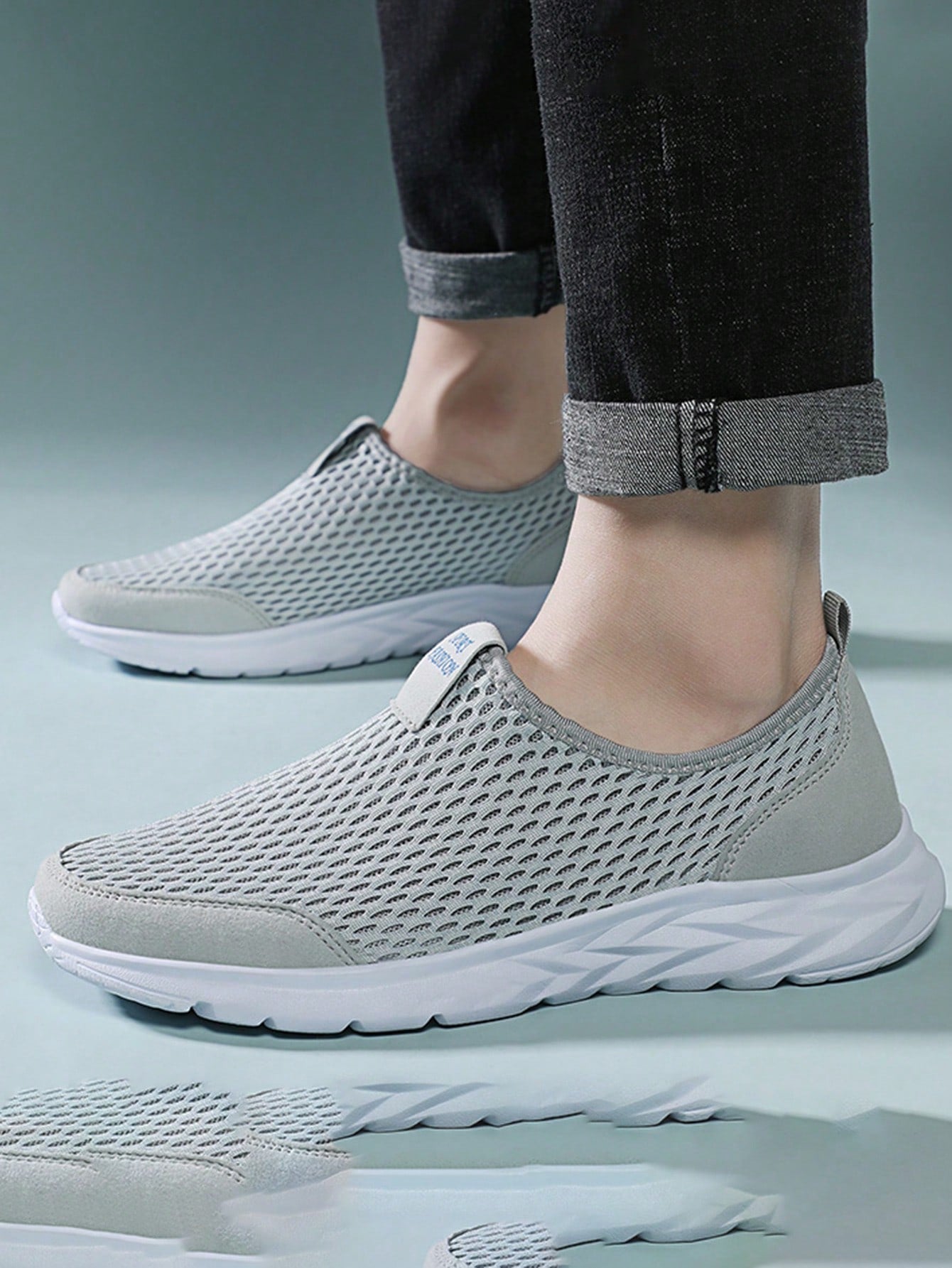 Men's Slip-On Casual Mesh Sneakers