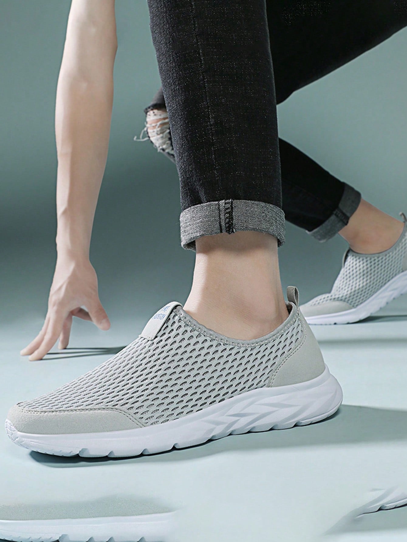 Men's Slip-On Casual Mesh Sneakers