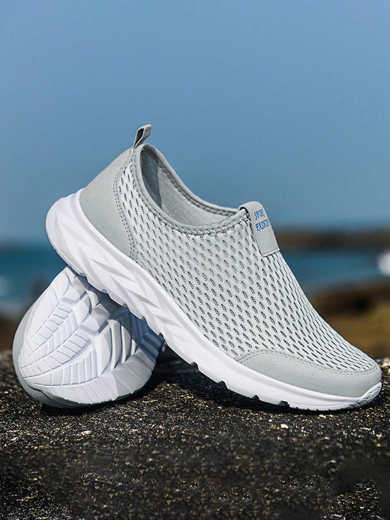 Men's Slip-On Casual Mesh Sneakers