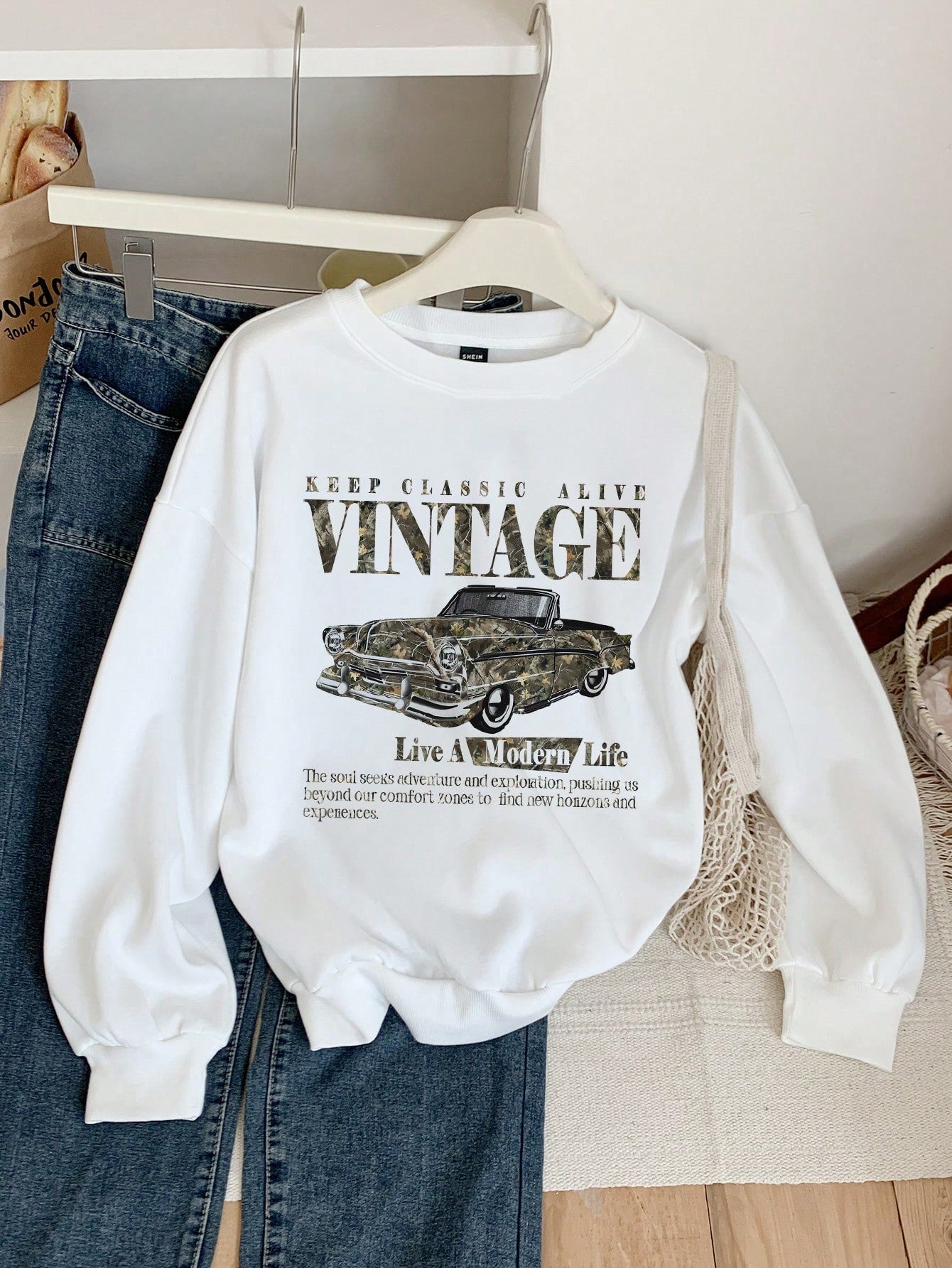 EZwear Vintage Car Print Hoodie Casual Loose Fit Sweatshirt For Women, Autumn Winter,Long Sleeve Tops