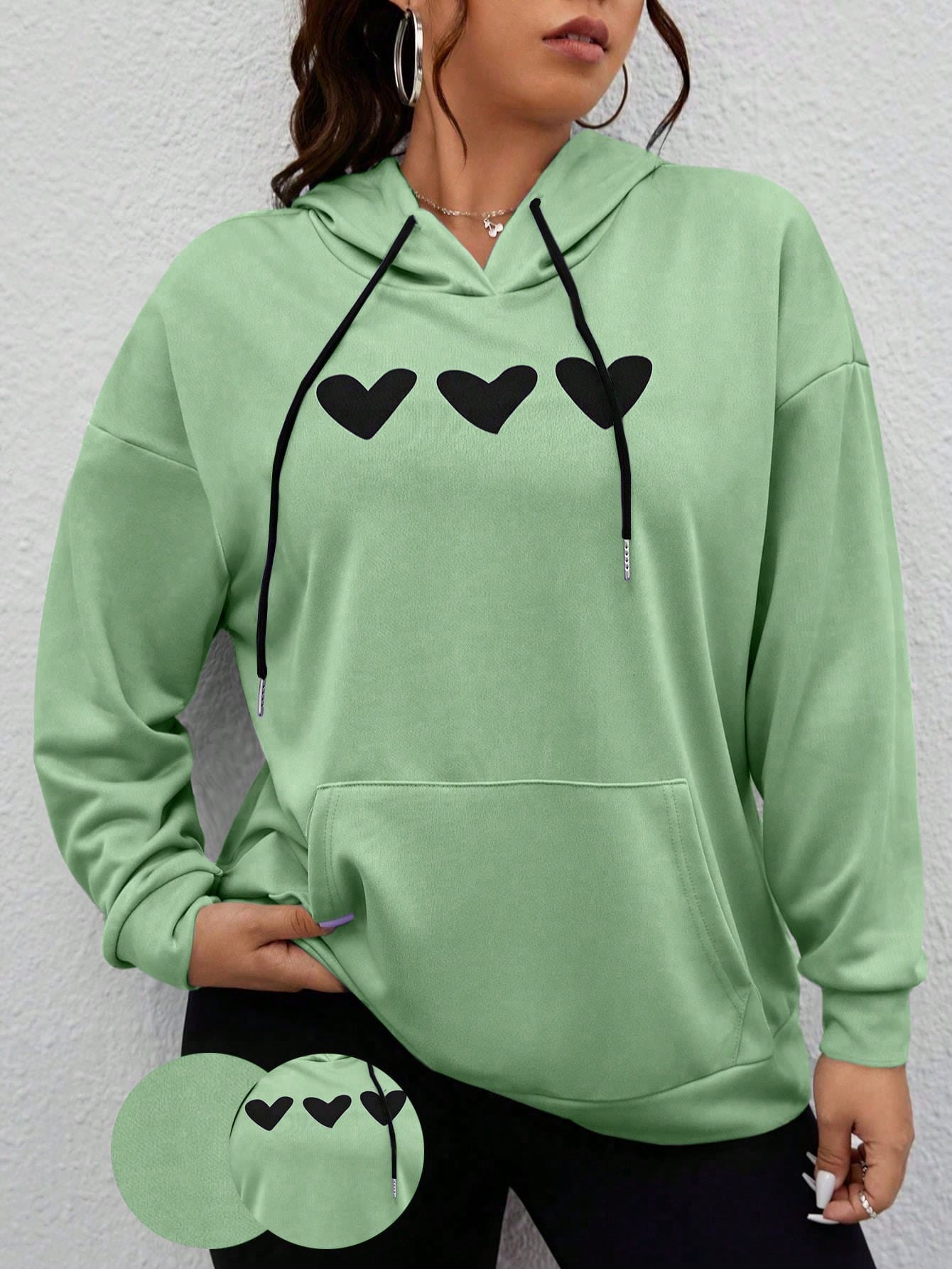 MOOSTA Plus Size Women Heart Print Hooded Sweatshirt