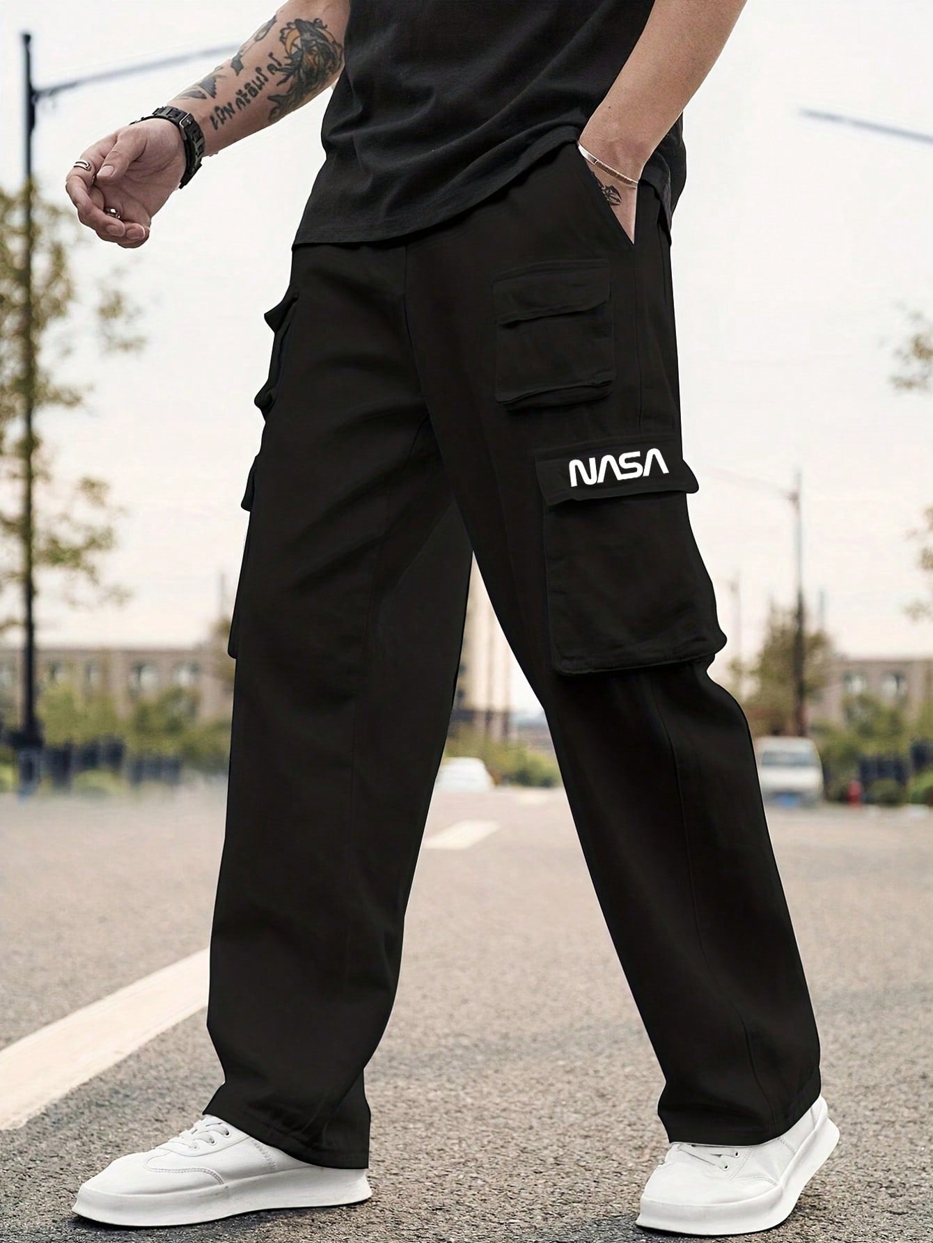 Men Flap Pocket Side Cargo Pants