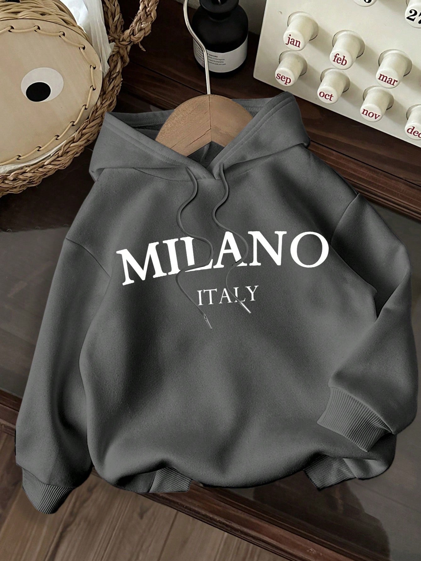 EZwear Casual Minimalist Milano Print Graphic White Hoodie Oversized Thermal Lined Warm Sweatshirt For Women, Suitable For Autumn/Winter