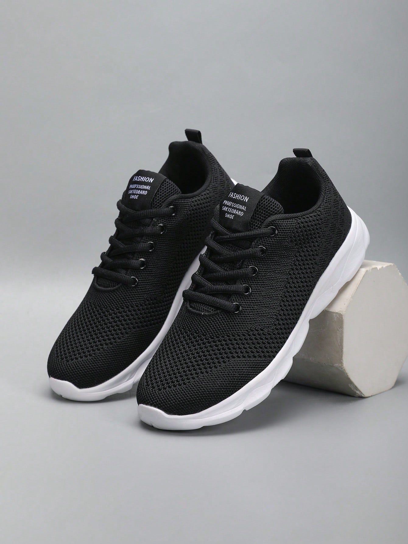 2024 New Stylish Outdoor Sports Casual Shoes, Fashionable Versatile