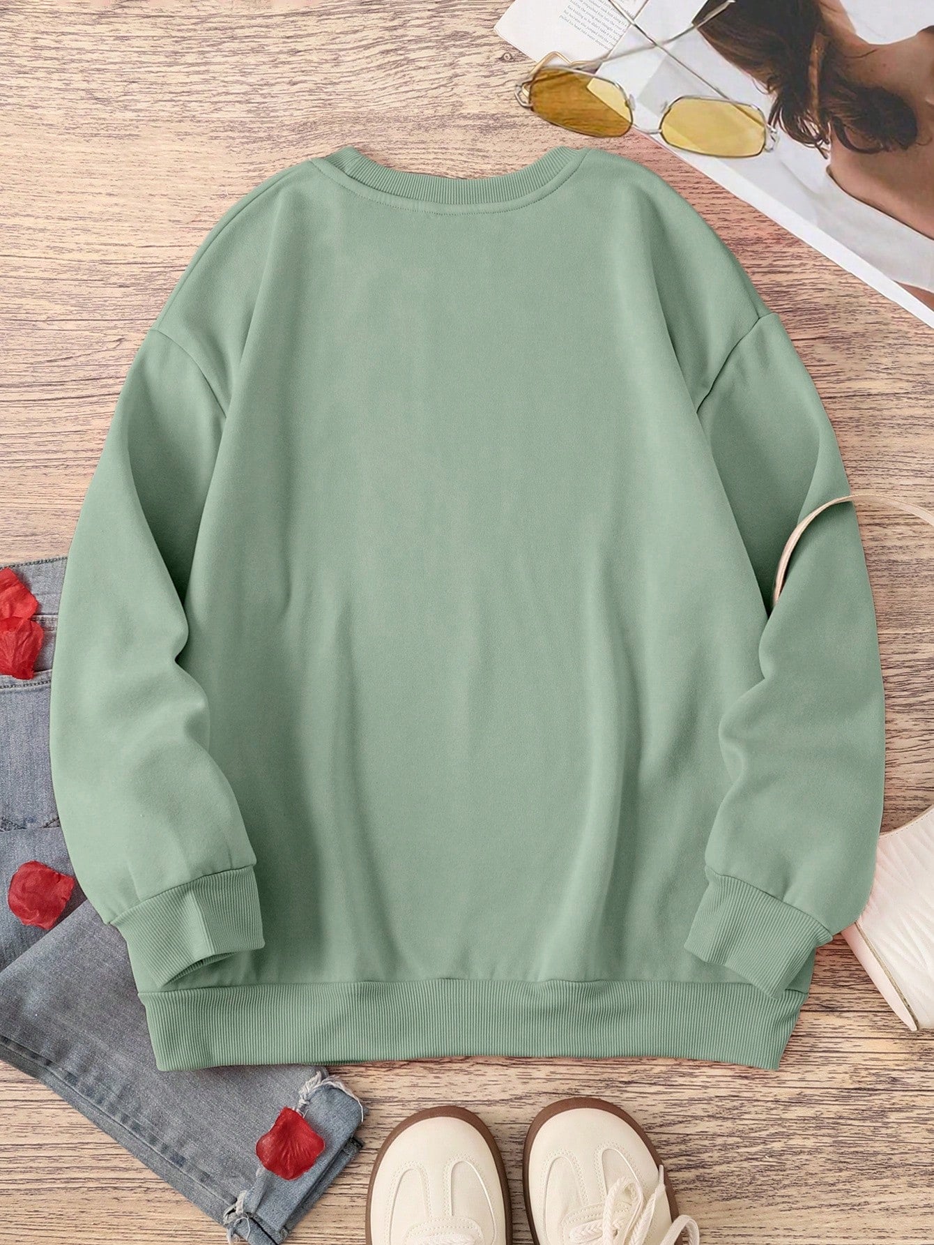 LUNE Plus Size Women Heart Printed Round Neck Long Sleeve Sweatshirt Sports Shirt, For Thanksgiving