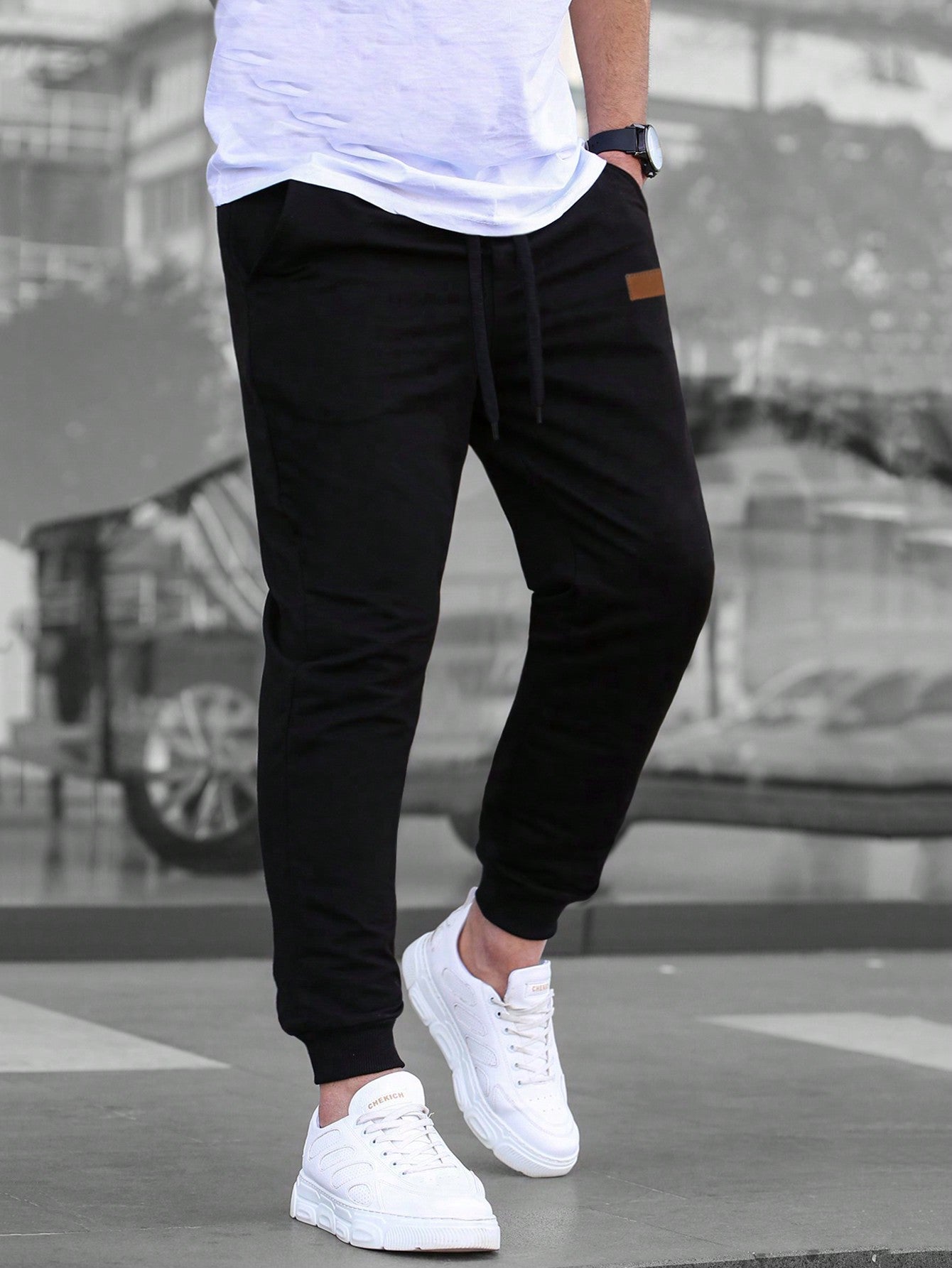 Manfinity Homme Men Patched Detail Drawstring Waist Sweatpants Long Jogging Pants Plain Black Going Out Casual