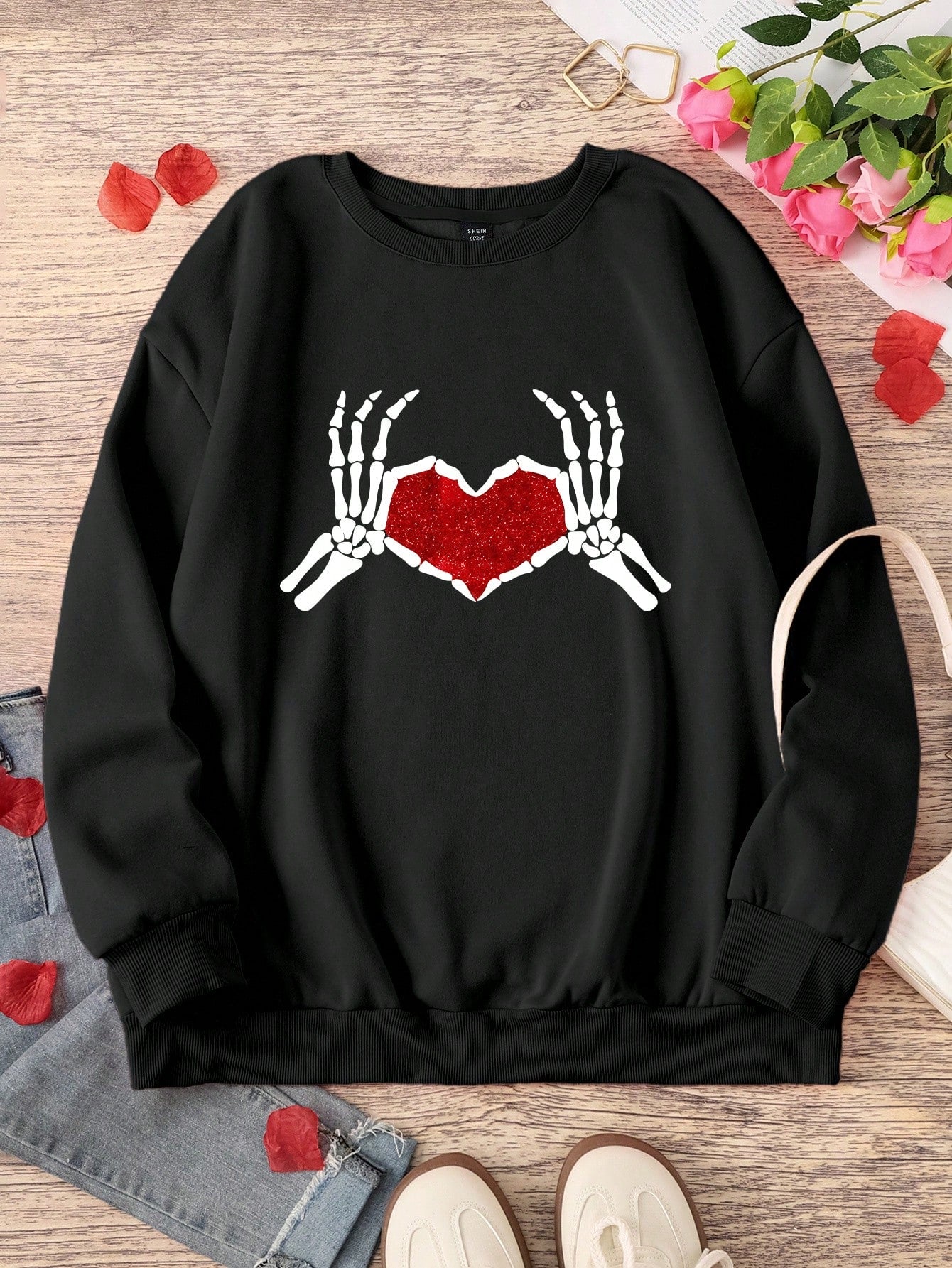 LUNE Plus Size Women Heart Printed Round Neck Long Sleeve Sweatshirt Sports Shirt, For Thanksgiving